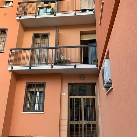 Comfortable Room Suitable 1-2 Pax Bologne Extérieur photo