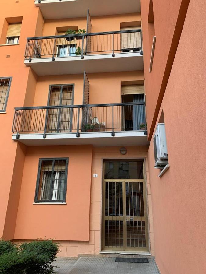 Comfortable Room Suitable 1-2 Pax Bologne Extérieur photo